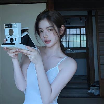 萌子美 虽然她有点怪